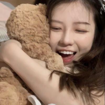 窃窃私语